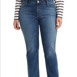 Levi’s classic straight jeans